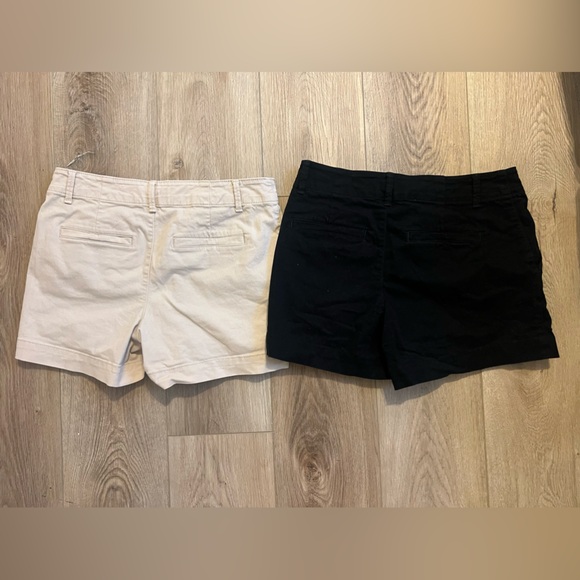 Cute shorts bundle - Picture 2 of 4
